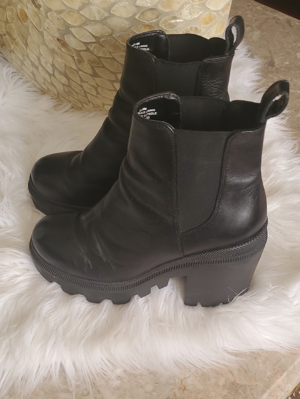 Y2k Steve Madden roxie  Ankle Booties Size 7